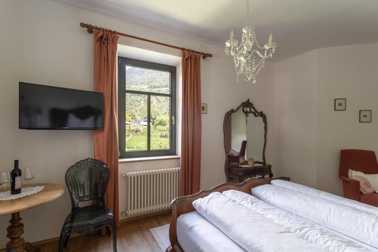 Gasthof Schloss-castel Pienzenau - Guestrooms&apartments - B&b-hotel&restaurant Meran