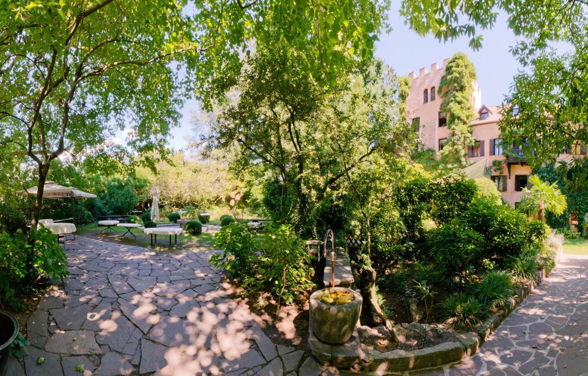 Gasthof Schloss-castel Pienzenau - Guestrooms&apartments - B&b-hotel&restaurant 3*